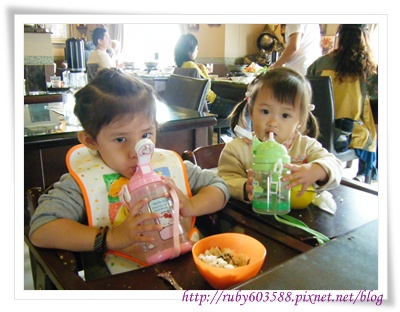 2個什麼都要一樣的 2個什麼都要一樣的