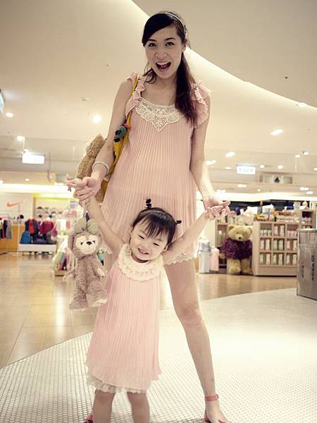 2Y9M]甜美親子裝再一發&hearts;就是要粉嫩嫩