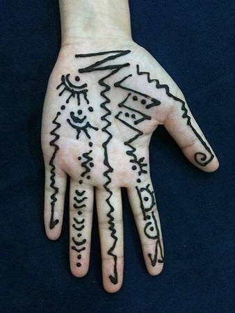 Henna光能圖騰_掌心的秘密005_訊息解讀者陳星宇(Ruby)預約信箱0411ruby@gmail.com