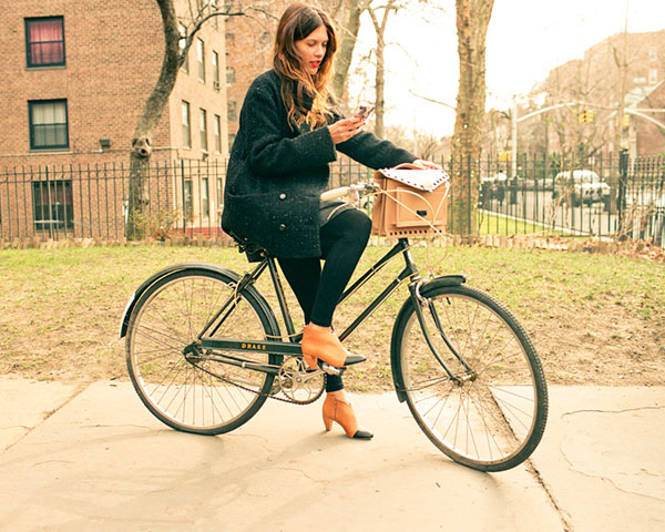 elle-loeffler-randall-bag-de