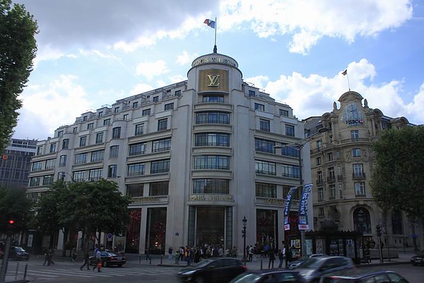 IMG_0221.jpg IMG_0221.jpg