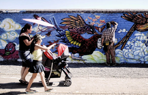 2009 繪世界最長塗鴉墻破世界紀錄-2.jpg