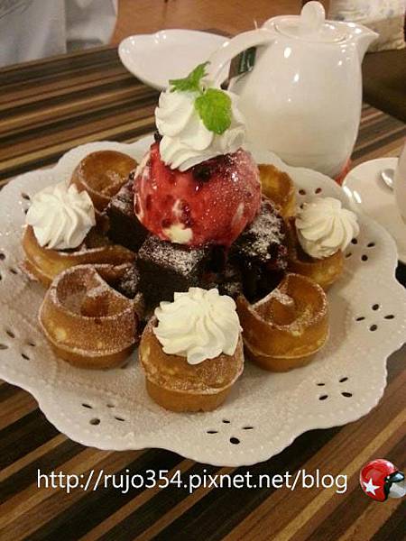 579369_514957551850741_348320615_n