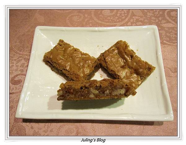 Caramel Pecan Bars1.JPG Caramel Pecan Bars1.JPG