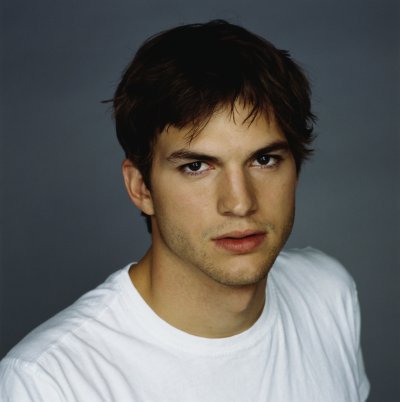 ashton-kutcher-biography2.jpg