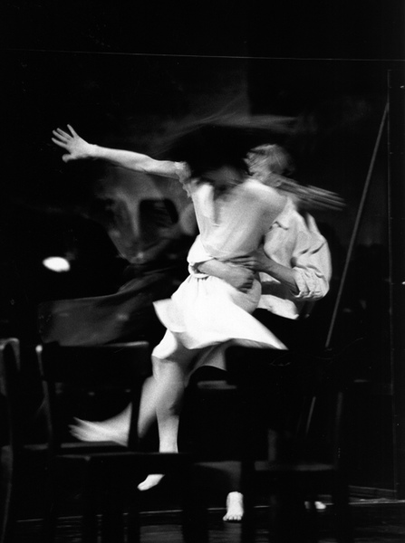 Dominique Mercy in Cafe Mueller Dominique Mercy in Cafe Mueller