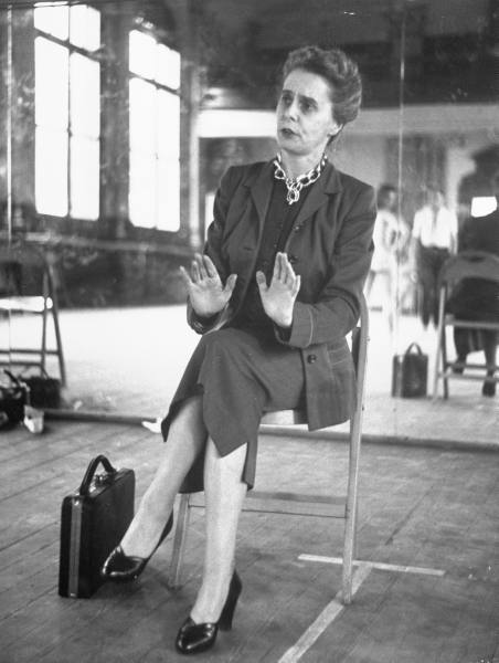 De Valois in rehearsal in 1951 De Valois in rehearsal in 1951