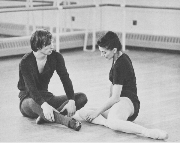Fonteyn and Nureyev during rehearsal Fonteyn and Nureyev during rehearsal