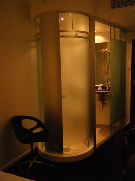 Wake up Copenhagen en-suite facilities Wake up Copenhagen en-suite facilities