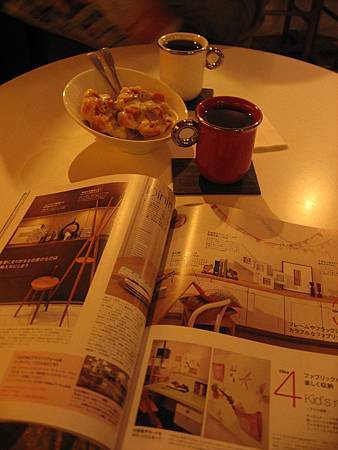 夜間悠閒一下 夜間悠閒一下