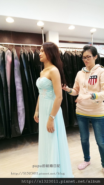 禮服出租-手工婚紗推薦-禮服試穿 手工白紗