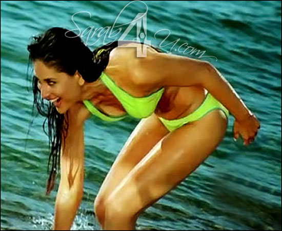 kareena-kapoor--green-bikini.jpg