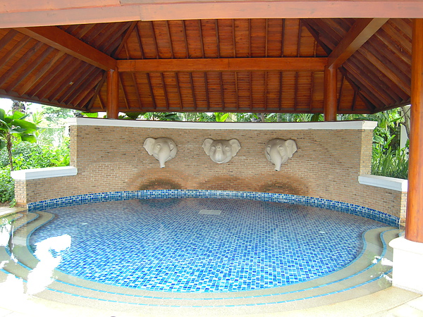 香格里拉冷水池