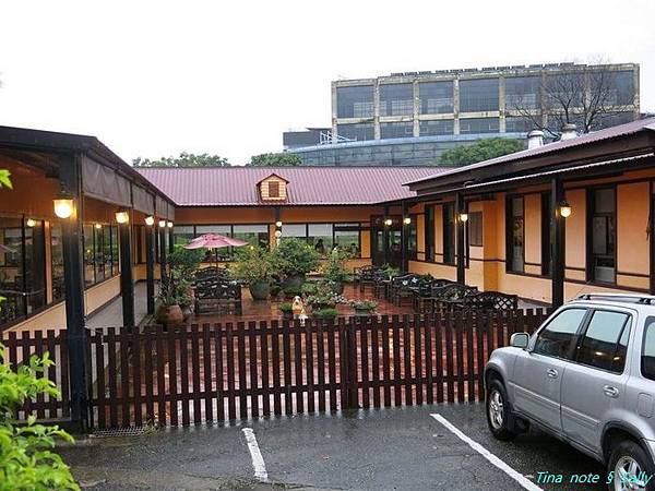 nEO_IMG_IMG_2201.jpg nEO_IMG_IMG_2201.jpg