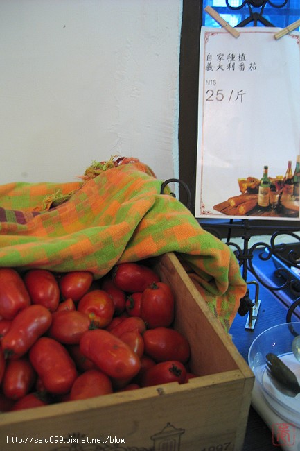 IMG_1768a.jpg IMG_1768a.jpg