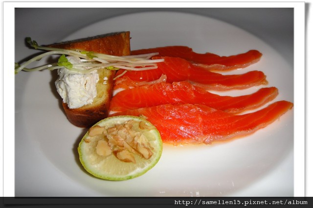 1283045679.jpg 1283045679.jpg