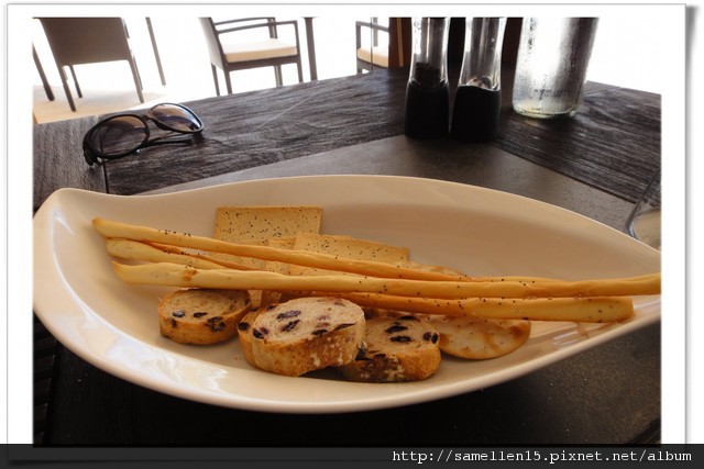 1283045810.jpg 1283045810.jpg