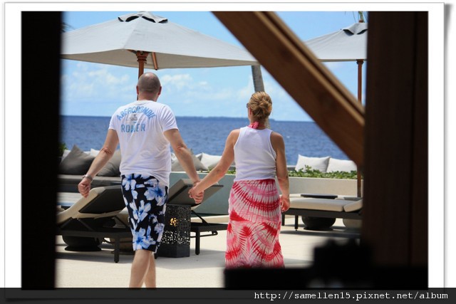 1283046171.jpg 1283046171.jpg