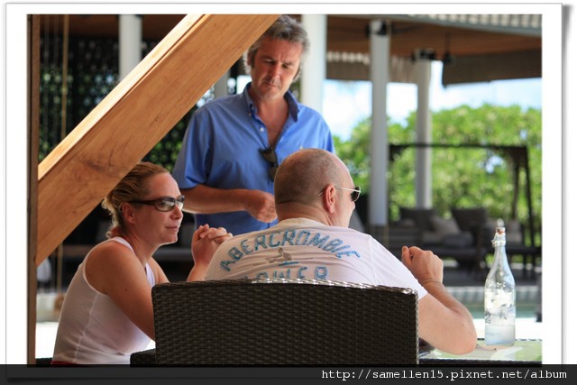 1283046165.jpg 1283046165.jpg