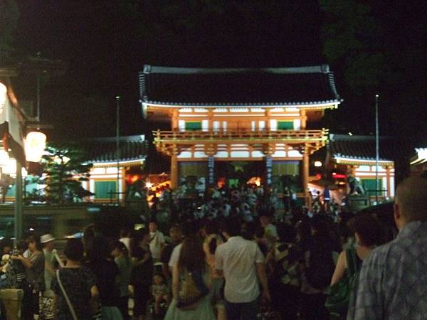 八坂神社