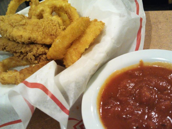 Half Sampler - 4 Mozzarella, Onion Rings, 4 Chicken Fingers 