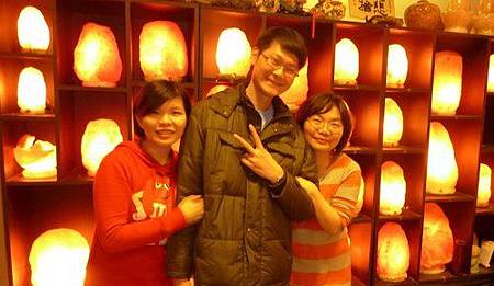 鹽燈新娘范郁君 黃恆霖伉儷與陳淑芬 鹽燈新娘范郁君 黃恆霖伉儷與陳淑芬