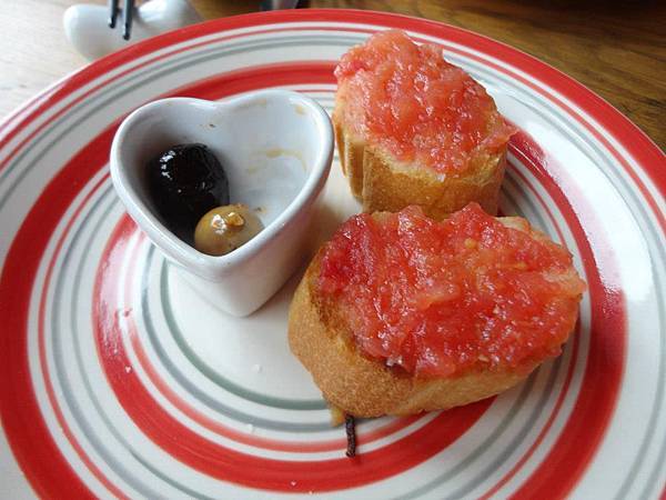 945380_569128503108355_2003543563_n 945380_569128503108355_2003543563_n