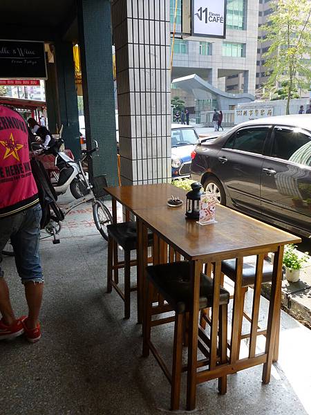 11 cafe 裝潢 (5)