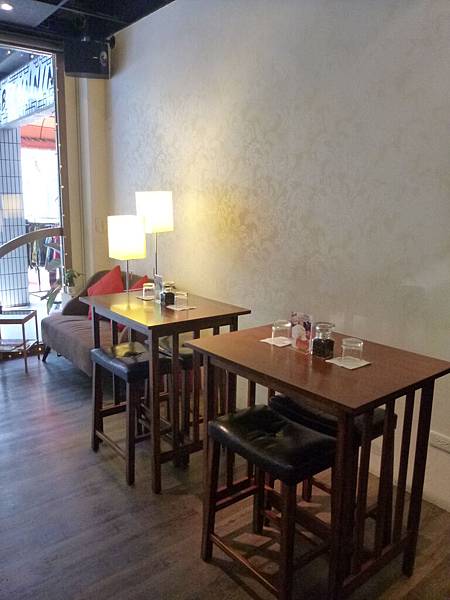 11 cafe 裝潢 (9)