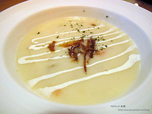 [高雄 - 苓雅] 捌樓異國美食館