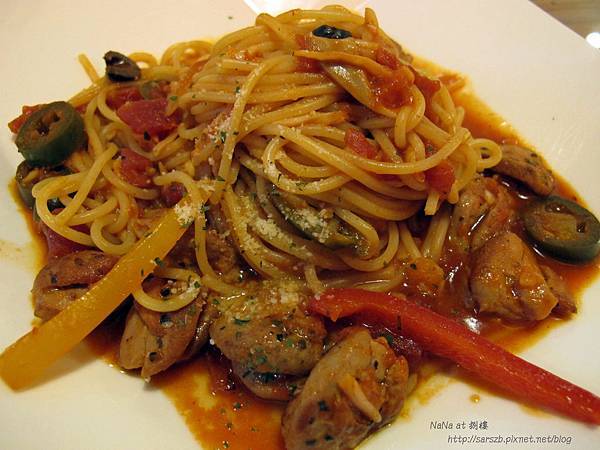 [高雄 - 苓雅] 捌樓異國美食館