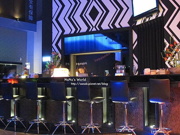 [高雄 - 三民] 靡庫音樂餐廳