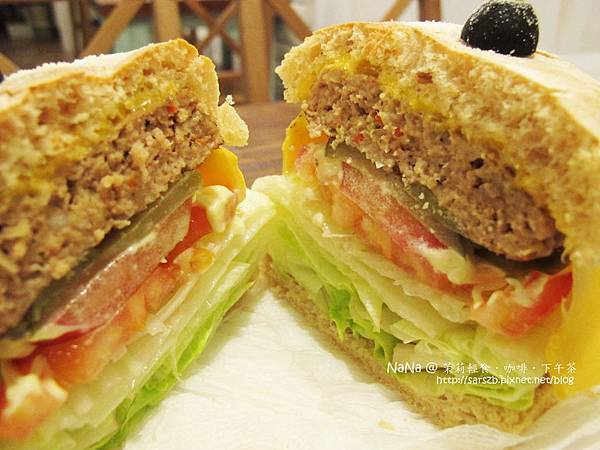 [高雄 - 新興] 服務讚爆美食店家 @ 茉莉輕食．咖啡．下午茶