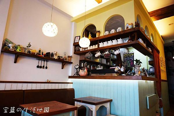 [高雄 - 新興] 重質選擇性偏少．很有外拍氣氛小店 ✗ 茉莉輕食咖啡