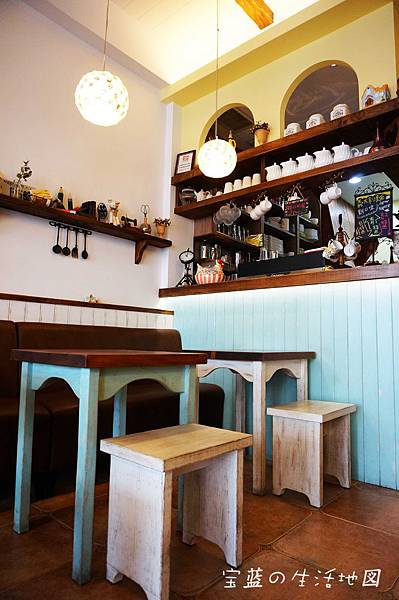 [高雄 - 新興] 重質選擇性偏少．很有外拍氣氛小店 ✗ 茉莉輕食咖啡