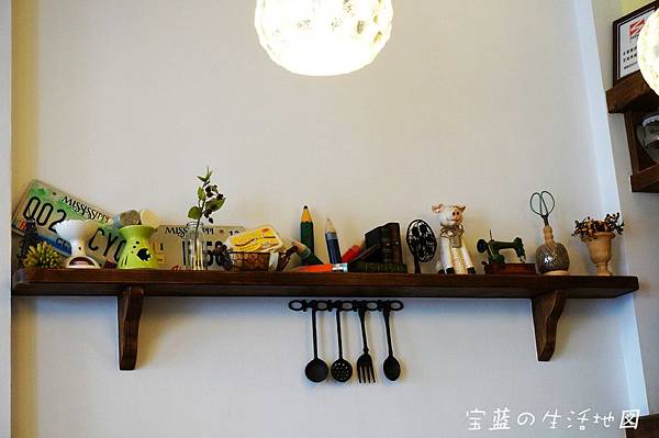 [高雄 - 新興] 重質選擇性偏少．很有外拍氣氛小店 ✗ 茉莉輕食咖啡