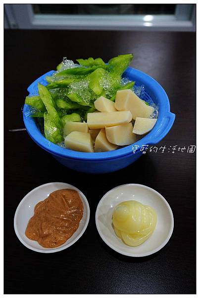 [高雄 - 苓雅] 在地人隱藏美食．下班後聊天好所在 ✗ 東港海鮮