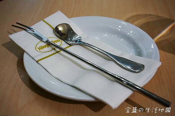 [高雄 - 前金] 冬天遇上冰淇淋的天使 ✗ Häagen-Dazs(大立精品店)