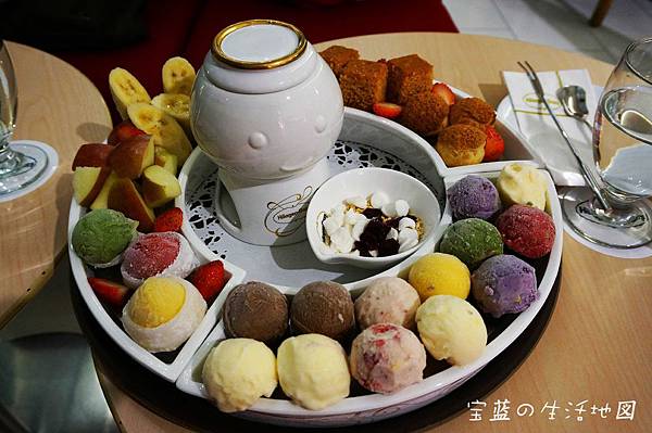 [高雄 - 前金] 冬天遇上冰淇淋的天使 ✗ Häagen-Dazs(大立精品店)