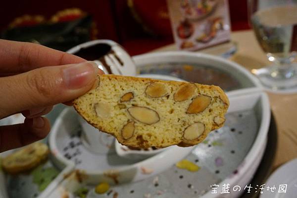 [高雄 - 前金] 冬天遇上冰淇淋的天使 ✗ Häagen-Dazs(大立精品店)