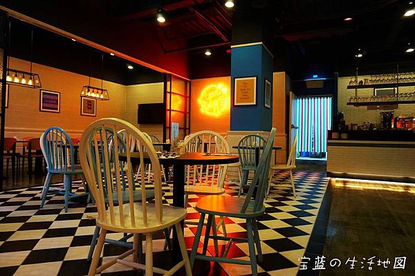 [試食|高雄 - 左營] C/P值爆高可口義式料理 ✗ Love, Italy 樂義 義大利餐廳(高雄自由店)