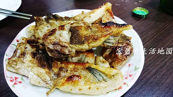 [高雄 - 苓雅] 在地人隱藏美食．下班後聊天好所在 ✗ 東港海鮮