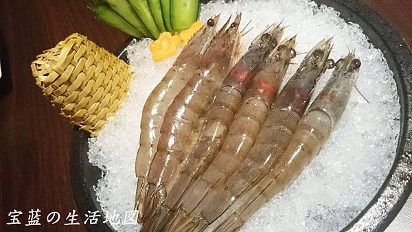 [高雄 - 新興] 藥膳鍋優於麻辣火鍋．清徹甘甜湯頭 ✗ 甘家院子麻辣火鍋