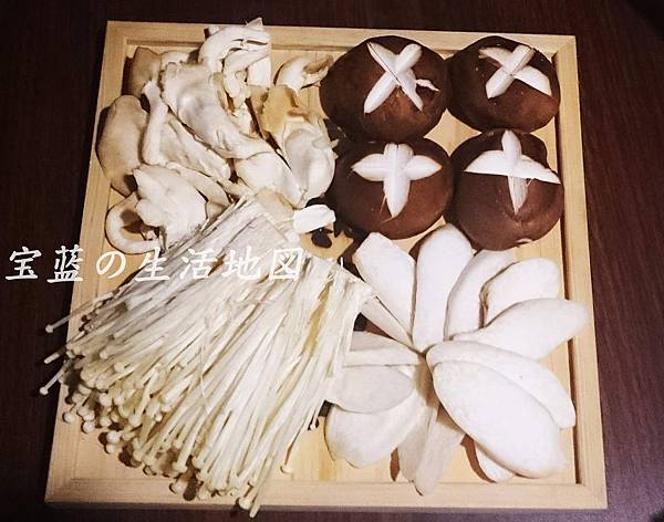 [高雄 - 新興] 藥膳鍋優於麻辣火鍋．清徹甘甜湯頭 ✗ 甘家院子麻辣火鍋