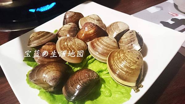 [高雄 - 新興] 藥膳鍋優於麻辣火鍋．清徹甘甜湯頭 ✗ 甘家院子麻辣火鍋