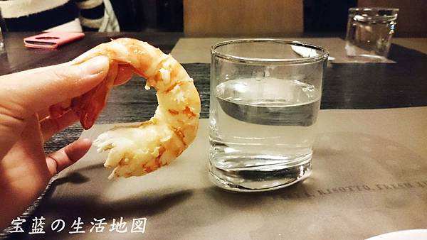 [高雄 - 苓雅] 巷弄間隱密工業風格美食 ✗ Les Charles 查爾斯美義式創意料理