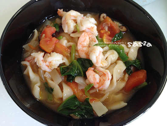 波菜番茄鮮蝦(魚、蝦高湯)