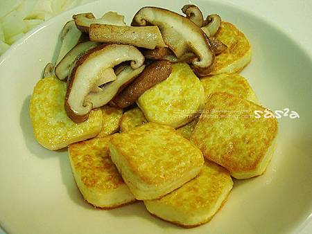 蛋豆腐香菇備用 蛋豆腐香菇備用
