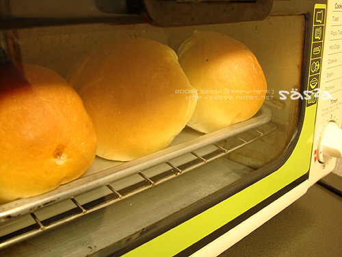 烤箱預熱五分鐘再送入餐包