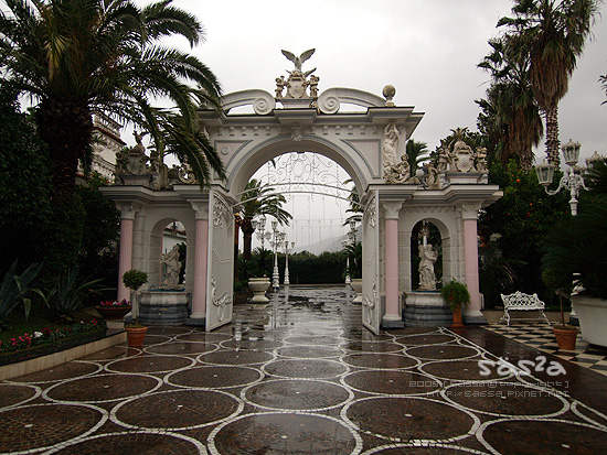 大門入口 大門入口